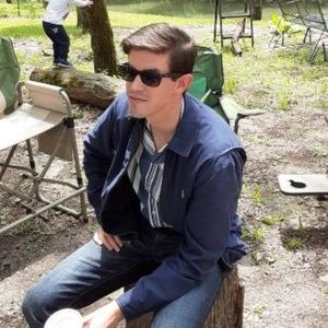 Meet your Posher, Avery